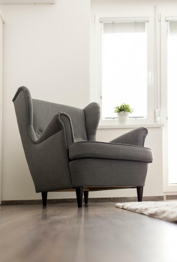 Res Apartman Eger Ngoại thất bức ảnh