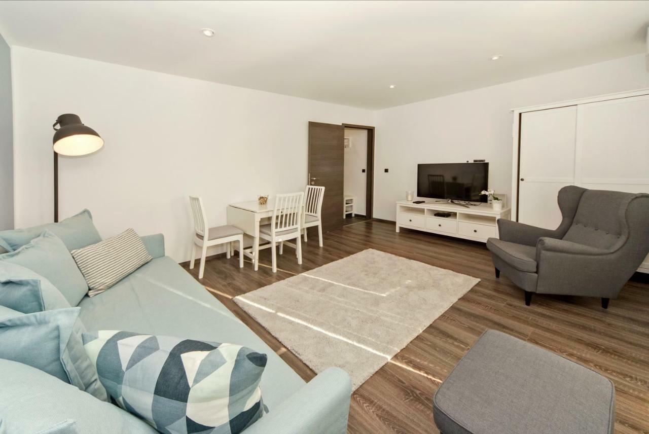 Res Apartman Eger Ngoại thất bức ảnh
