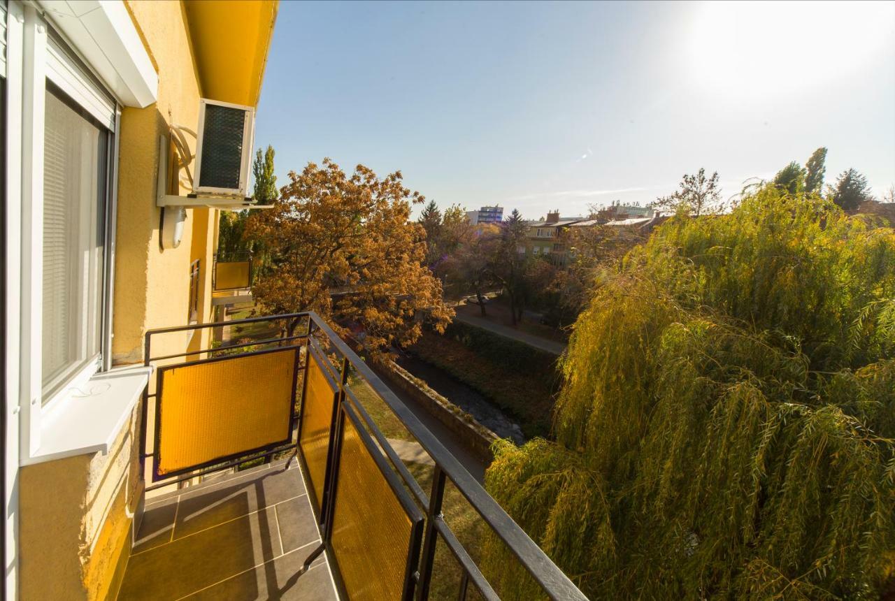 Res Apartman Eger Ngoại thất bức ảnh